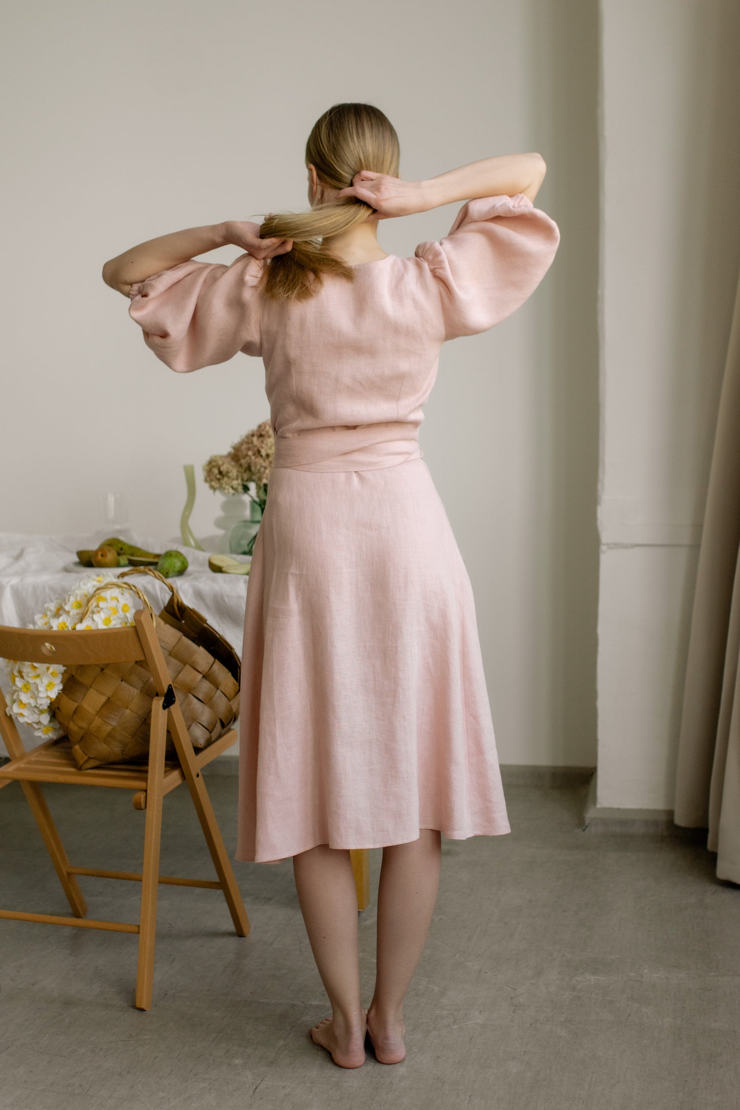 LOLA BALLOON SLEEVE MIDI WRAP DRESS - BLUSH PINK