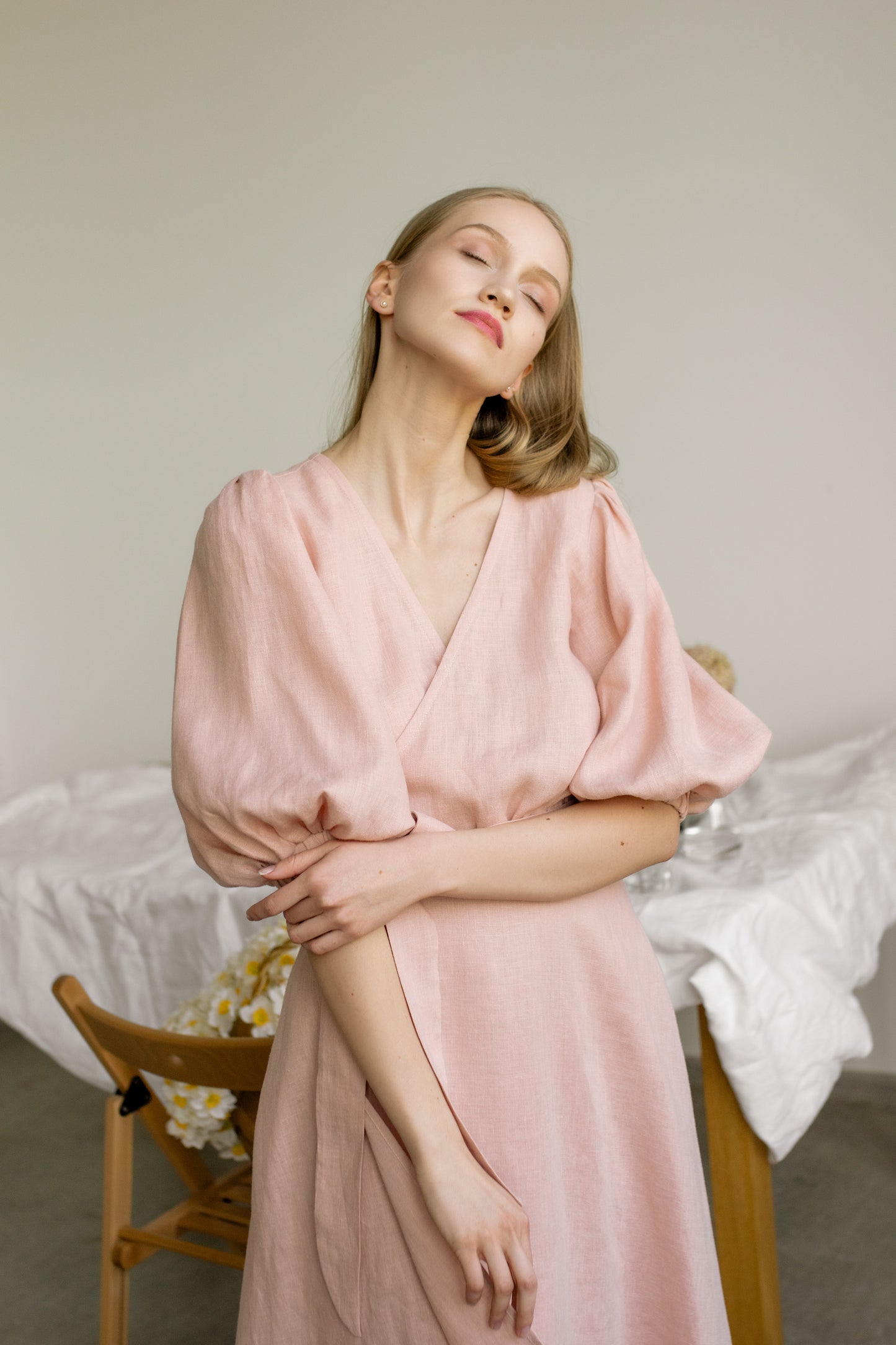 LOLA BALLOON SLEEVE MIDI WRAP DRESS - BLUSH PINK