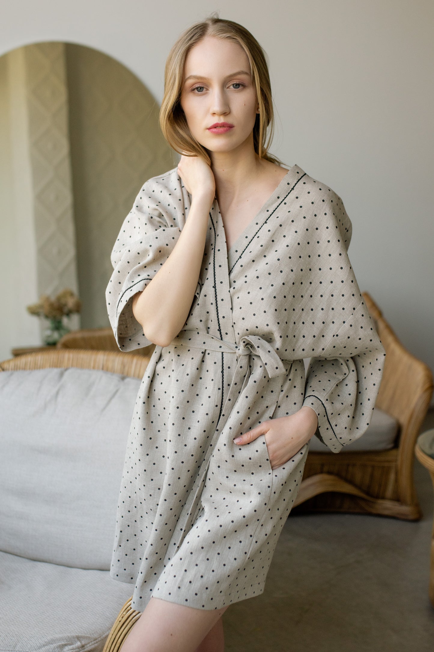 COCO PRINT LINEN MINI ROBE - POLKA DOT, LINA MINI HALĀTS - PUNKTIŅU