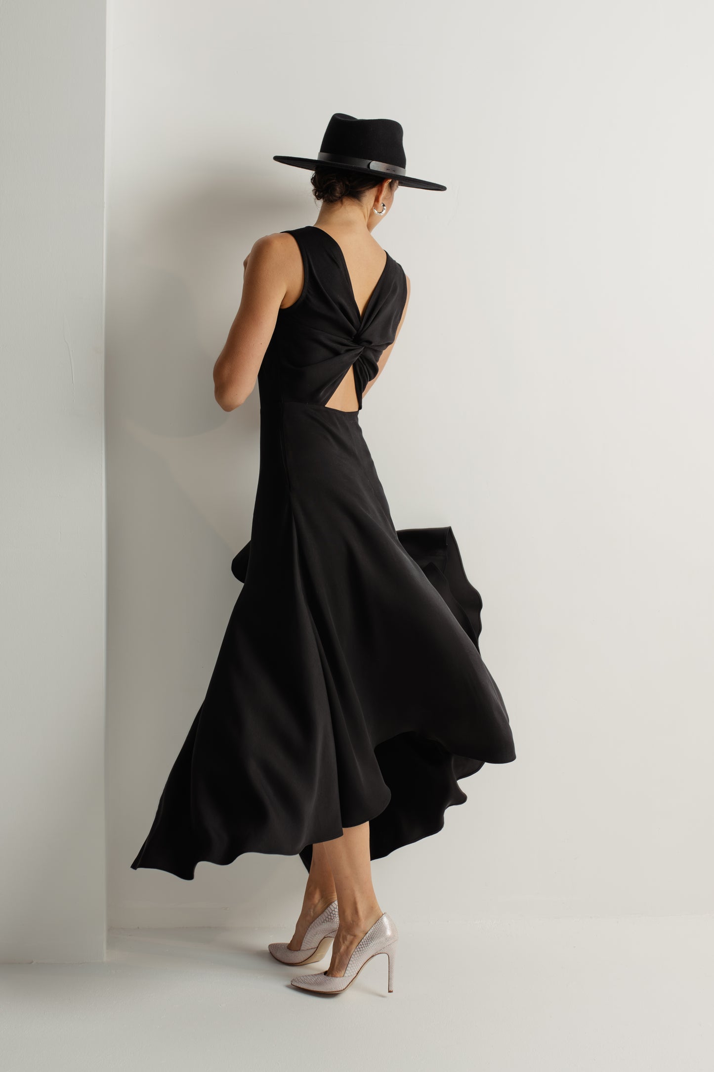 ASPEN ASYMMETRIC TENCEL™ MAXI DRESS - BLACK
