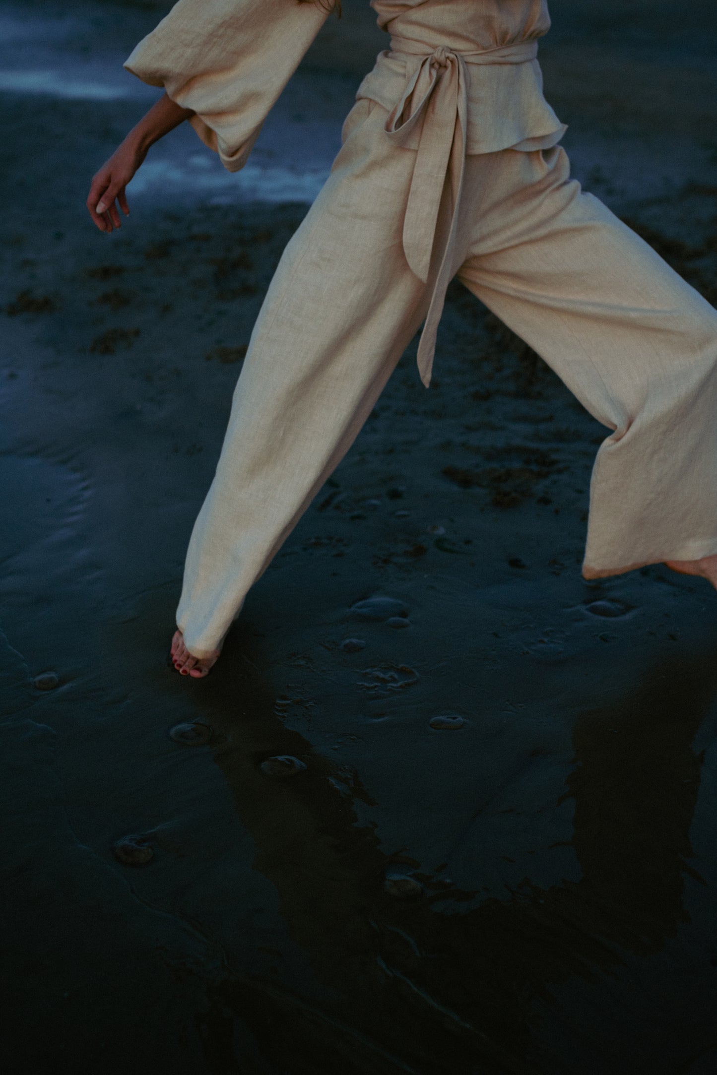 WIDE LINEN PANTS - SAND COLOUR