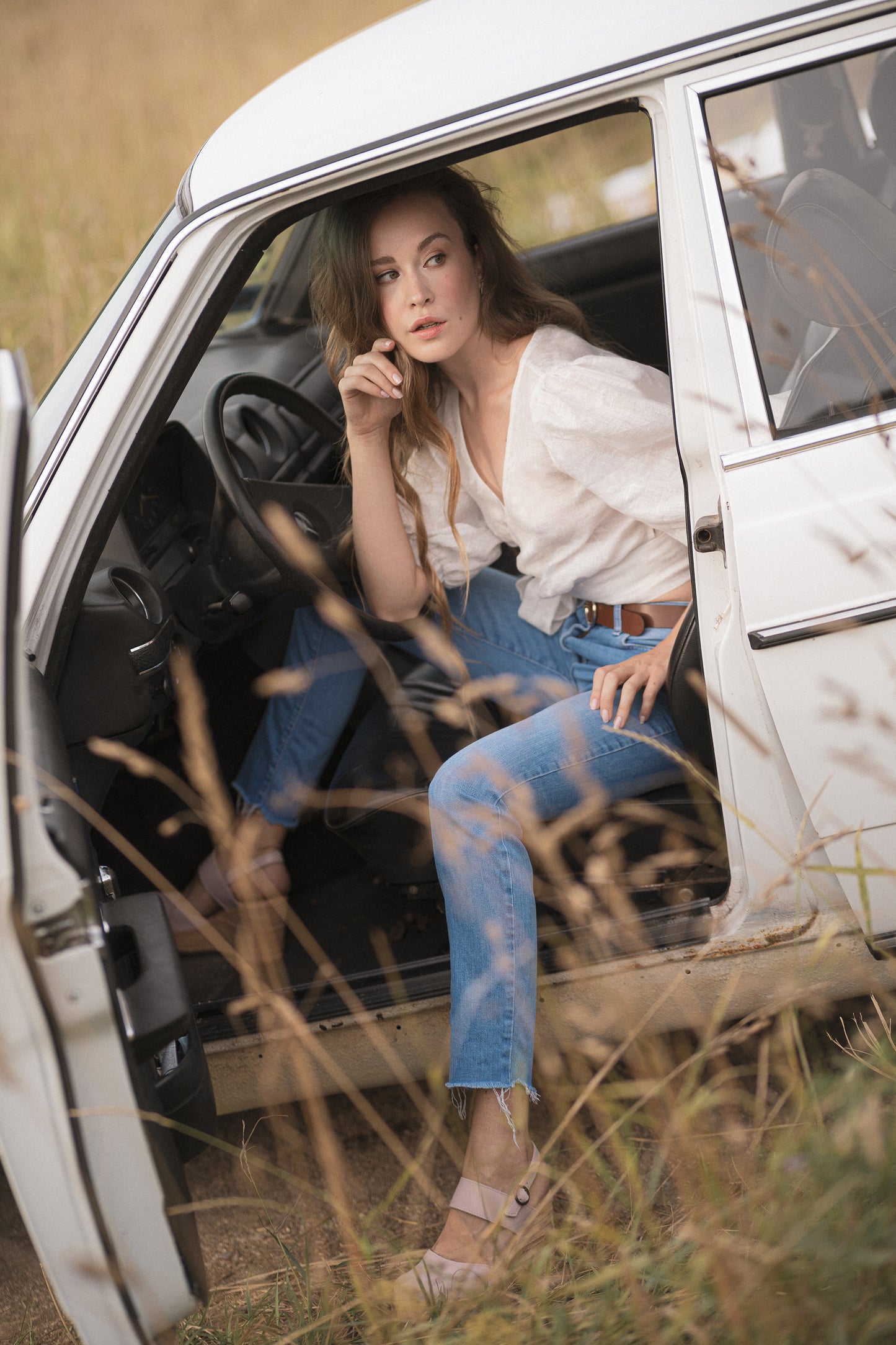 Lola balloon sleeve linen wrap top ivory