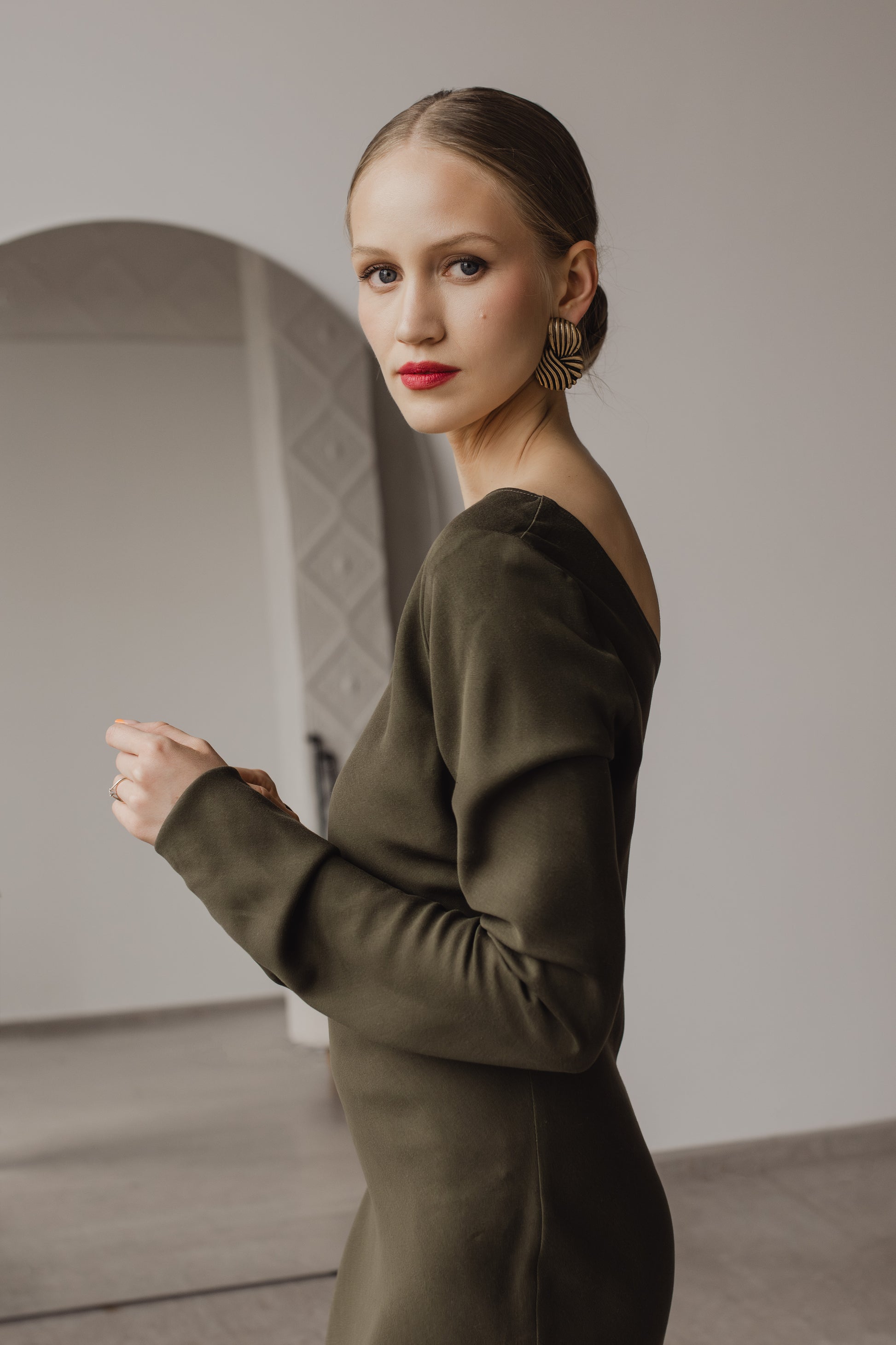 bias cut midi dress with sleeves Karen Kane Women's Puff Sleeve Bias Dress, Small
