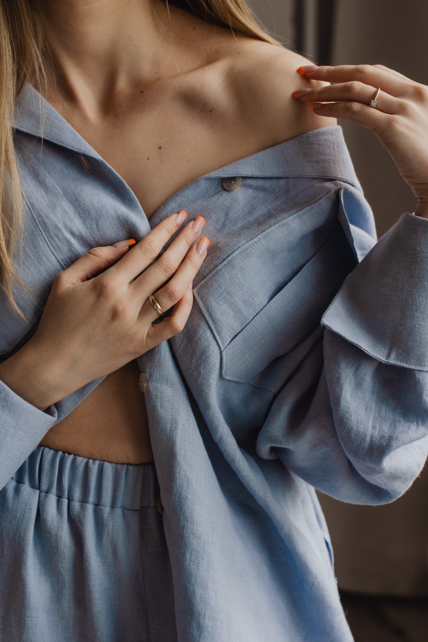 GABRIELLE LINEN SHIRT WITH BELT - LIGHT BLUE