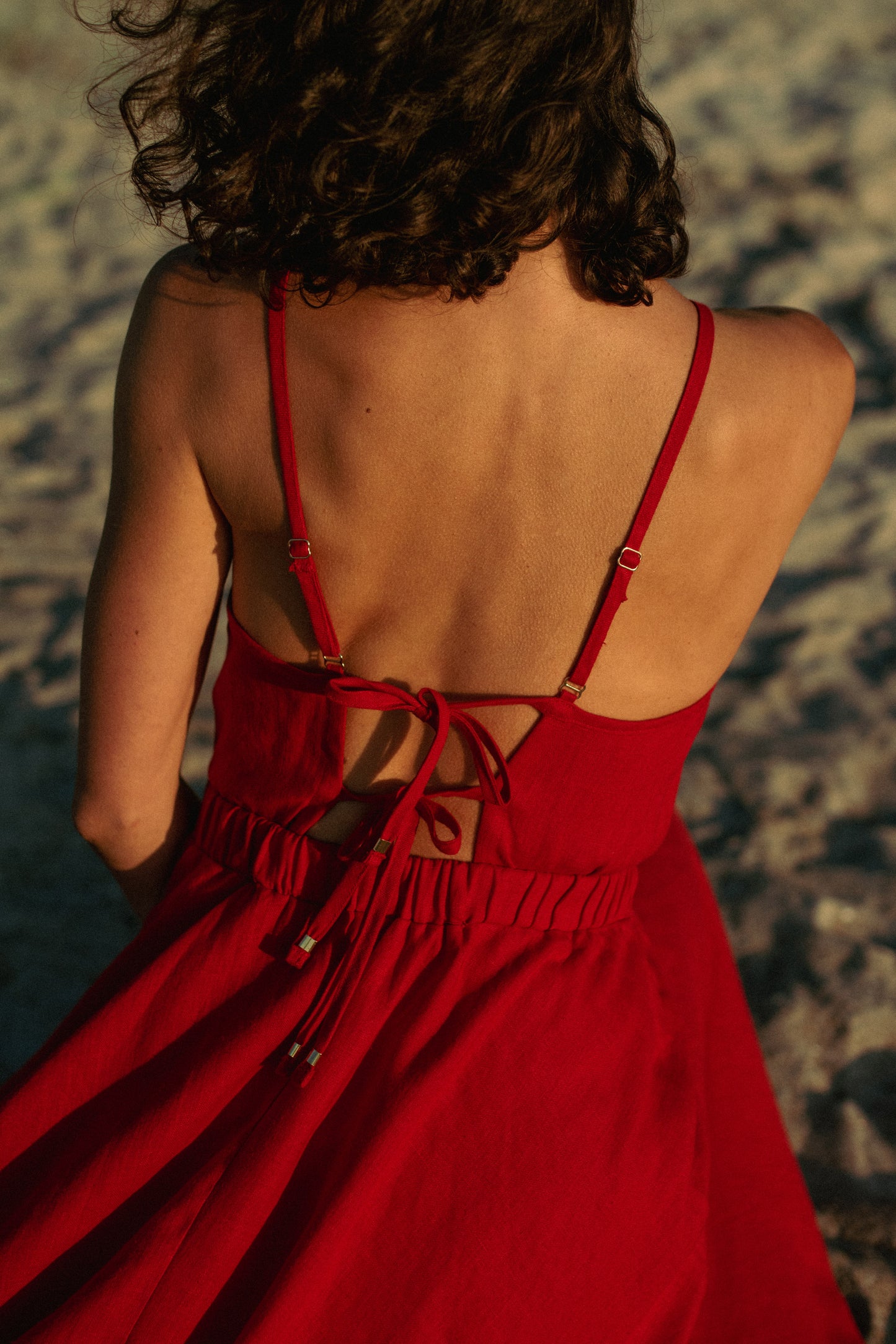 ARIELLE LINEN MAXI DRESS WITH OPEN BACK - RED